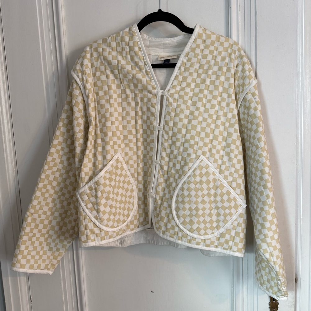 Universal Thread Cream and White Checkered Quilted Jacket